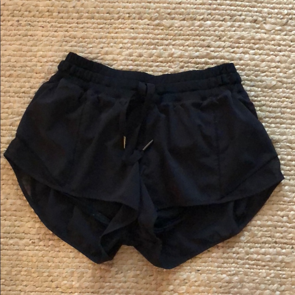 Lulu Lemon Hotty Hot Short